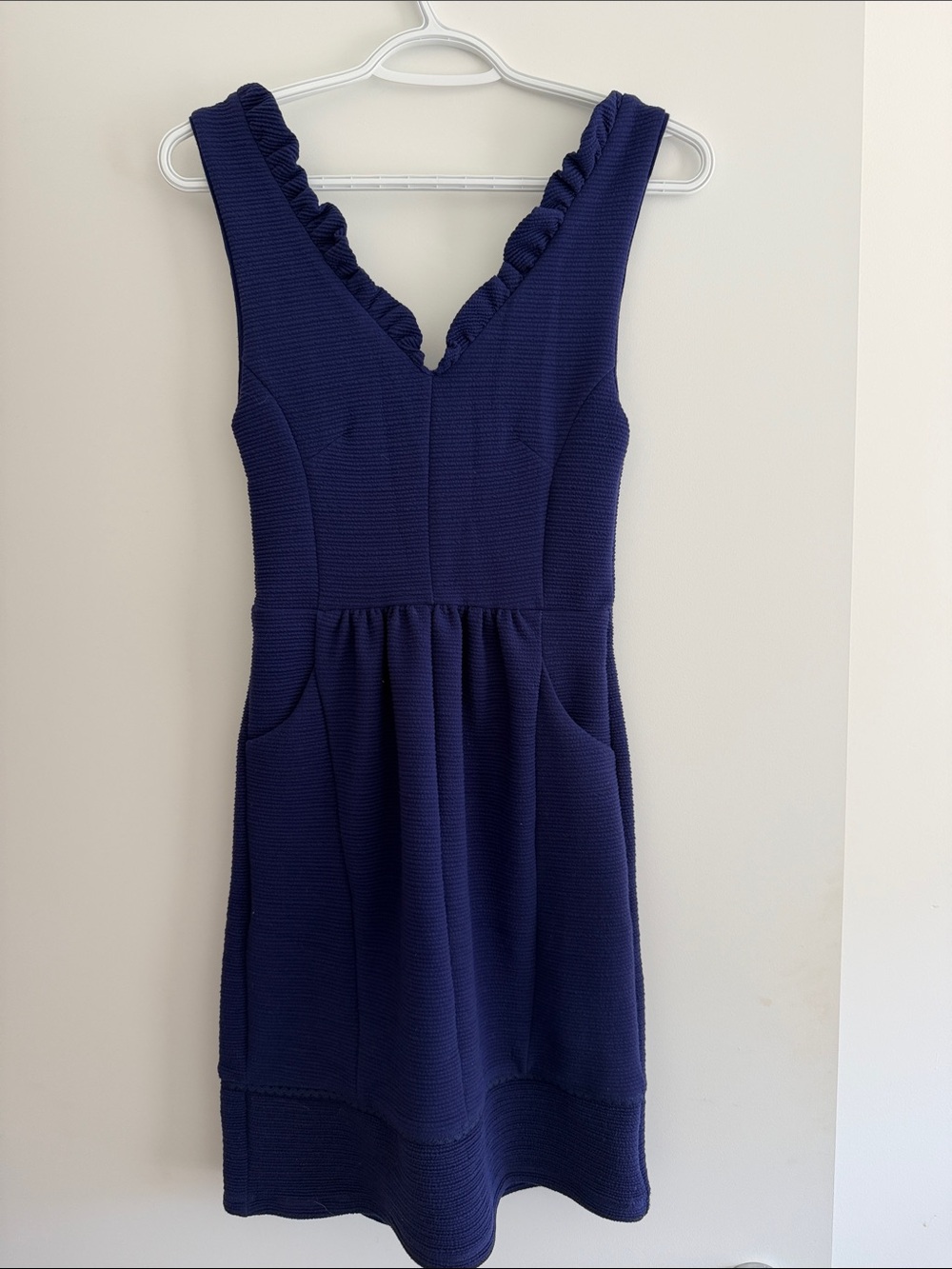 Women’s Navy Blue Ruffle V-Neck Dress
